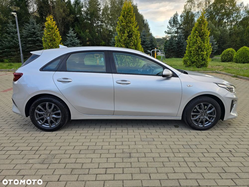 Kia Ceed 1.4 CVVT Fifa World Cup Edition - 6