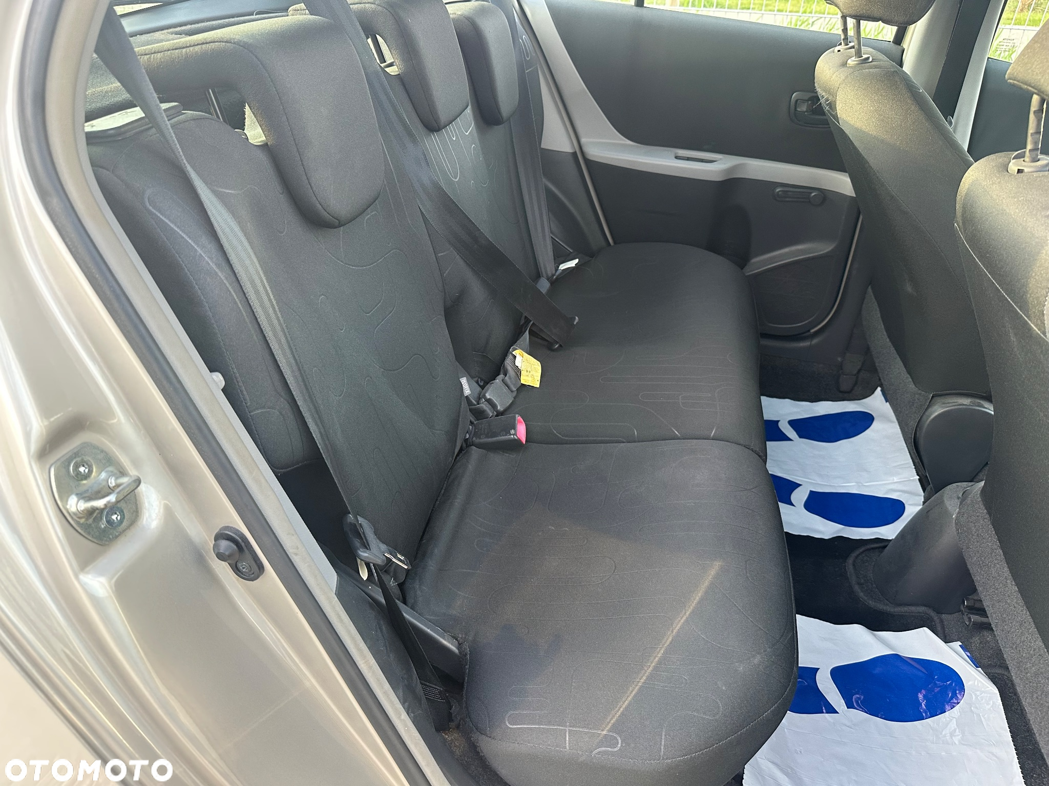 Toyota Yaris 1.33 Sol - 17