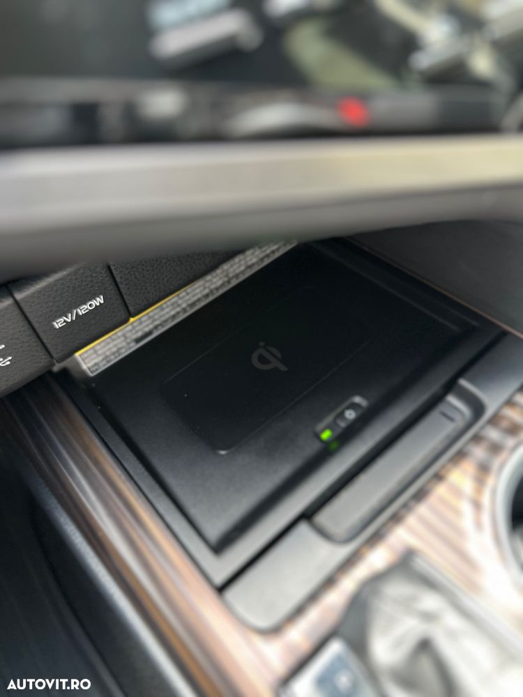 Toyota Camry 2.5 Dynamic - 19