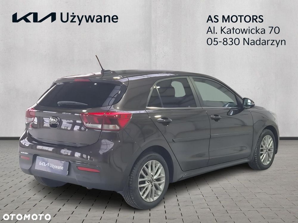 Kia Rio - 5