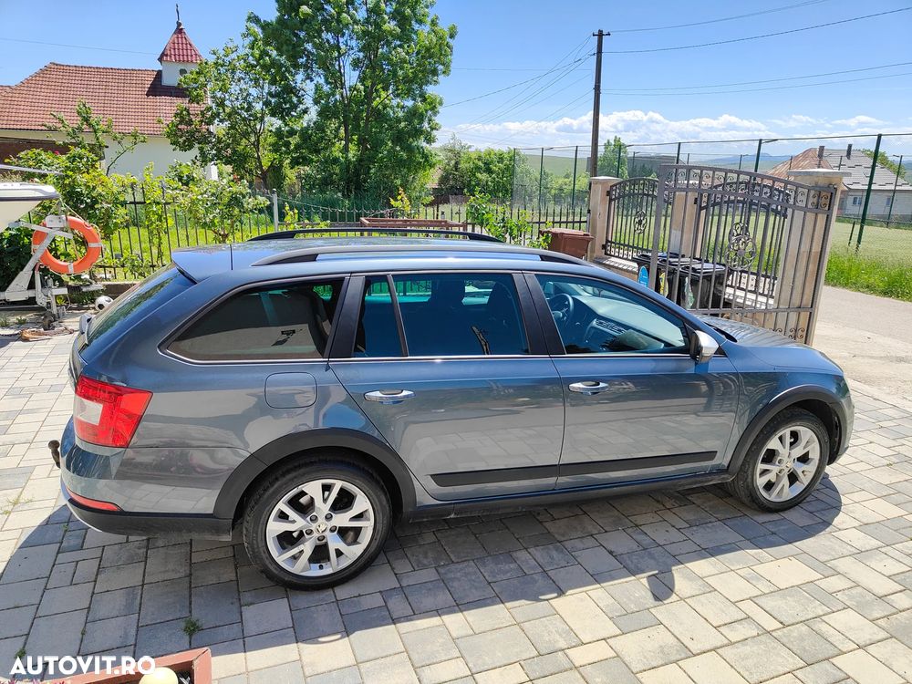Skoda Octavia 2.0 TDI 4x4 DSG Scout - 17