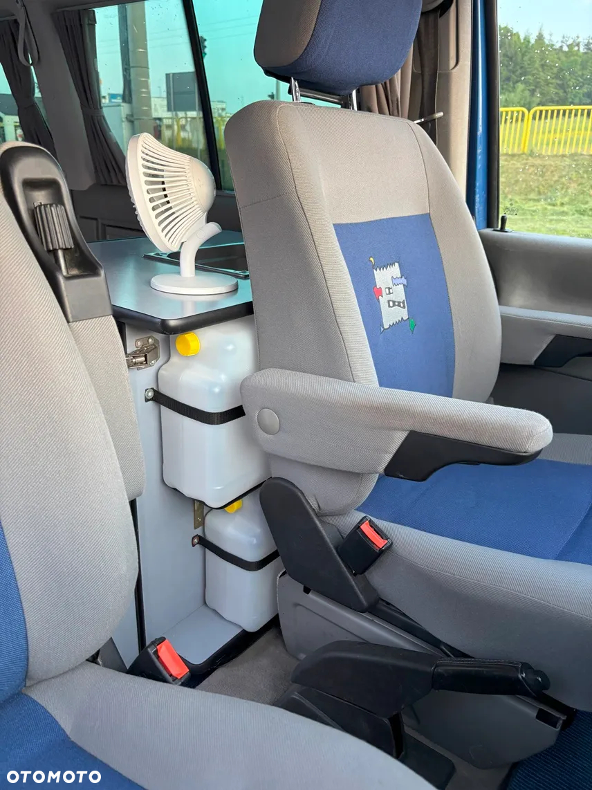 Volkswagen Multivan TDI - 17