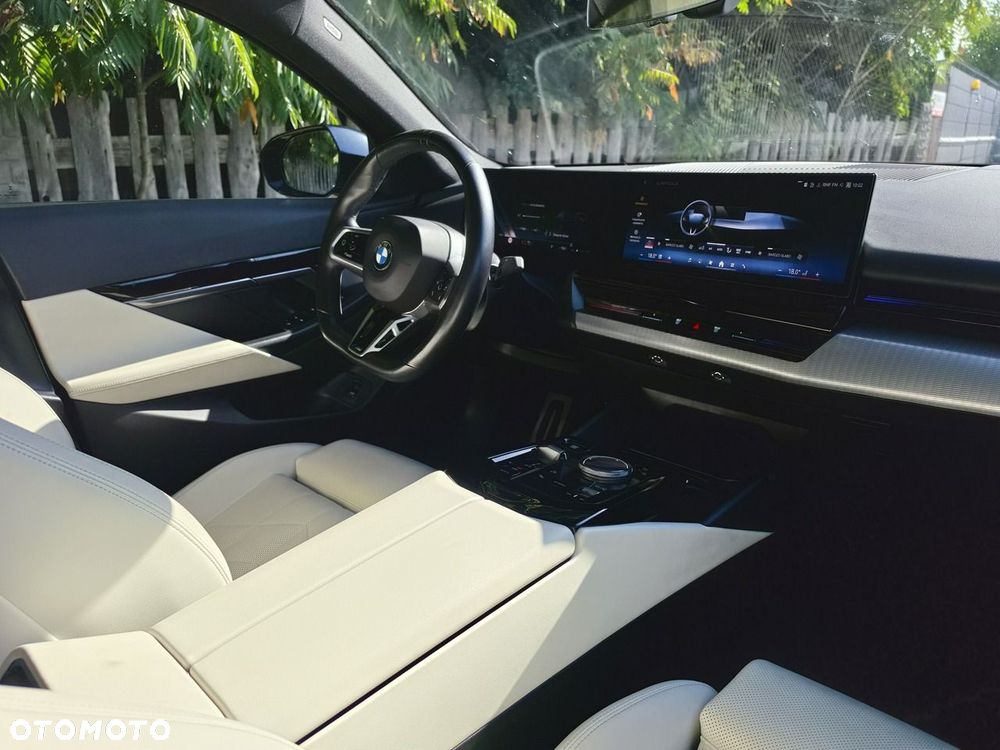 BMW Seria 5 520d xDrive mHEV M Sport - 14