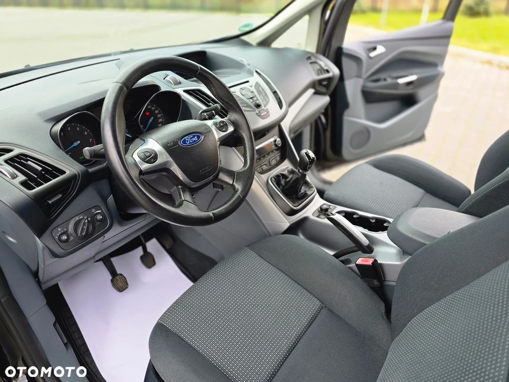 Ford Grand C-Max 2010 photo 3