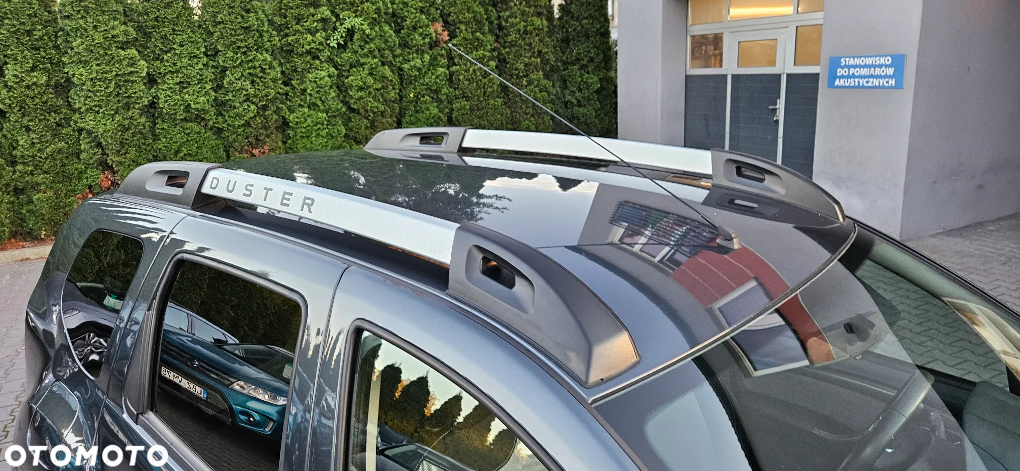 Dacia Duster SCe 115 4x2 Laureate - 16