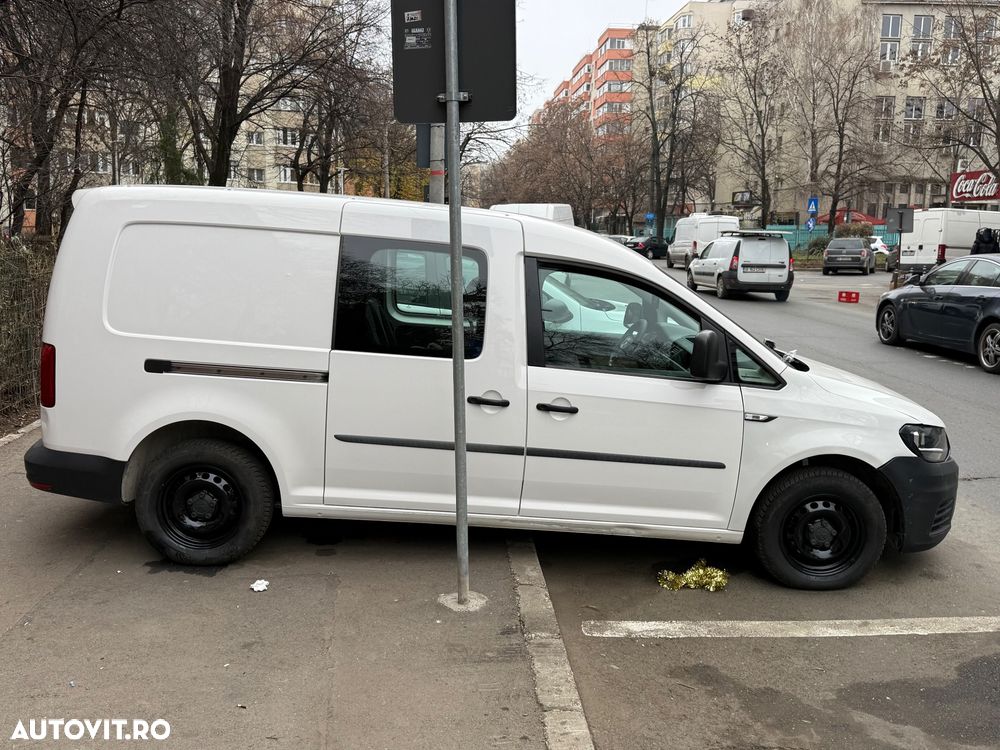 Volkswagen Caddy Maxi 2.0 TDI 75 kW Life - 11
