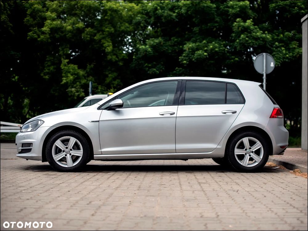 Volkswagen Golf - 3