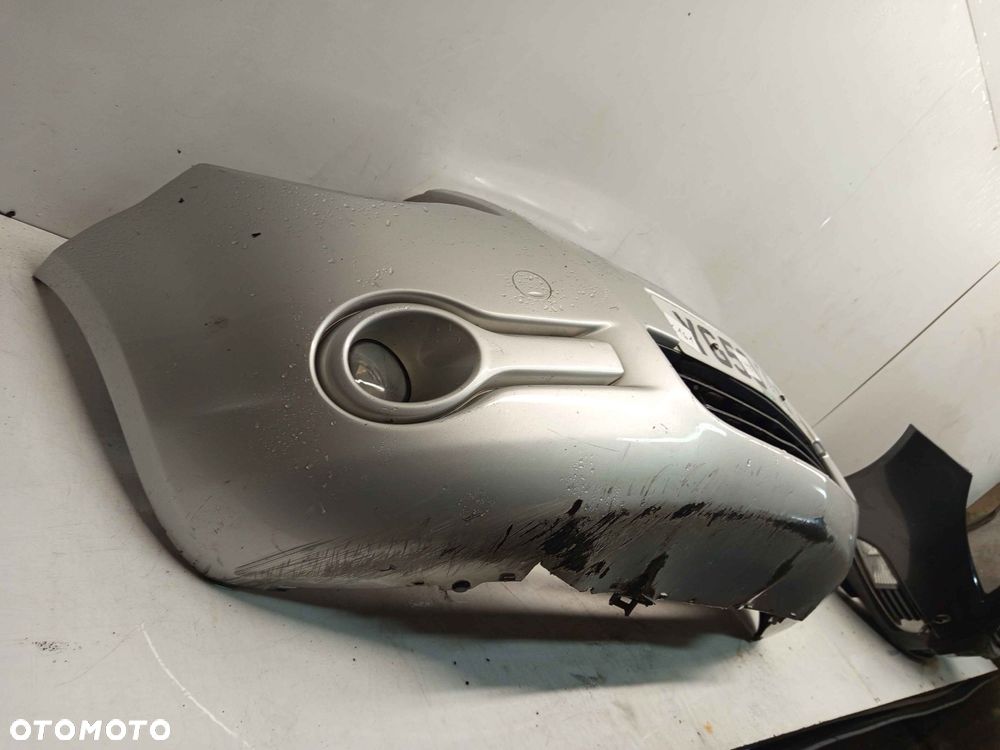 ^ ZDERZAK PRZÓD PRZEDNI OPEL AGILA 2 II B ZCCB SREBRNY HALOGENY - 2