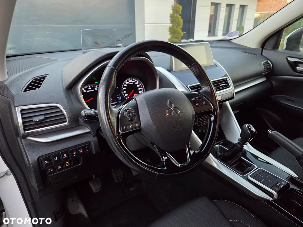 Mitsubishi Eclipse Cross 1.5 T GPF Intense - 15