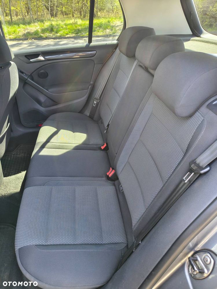 Volkswagen Golf 1.6 TDI Comfortline - 14