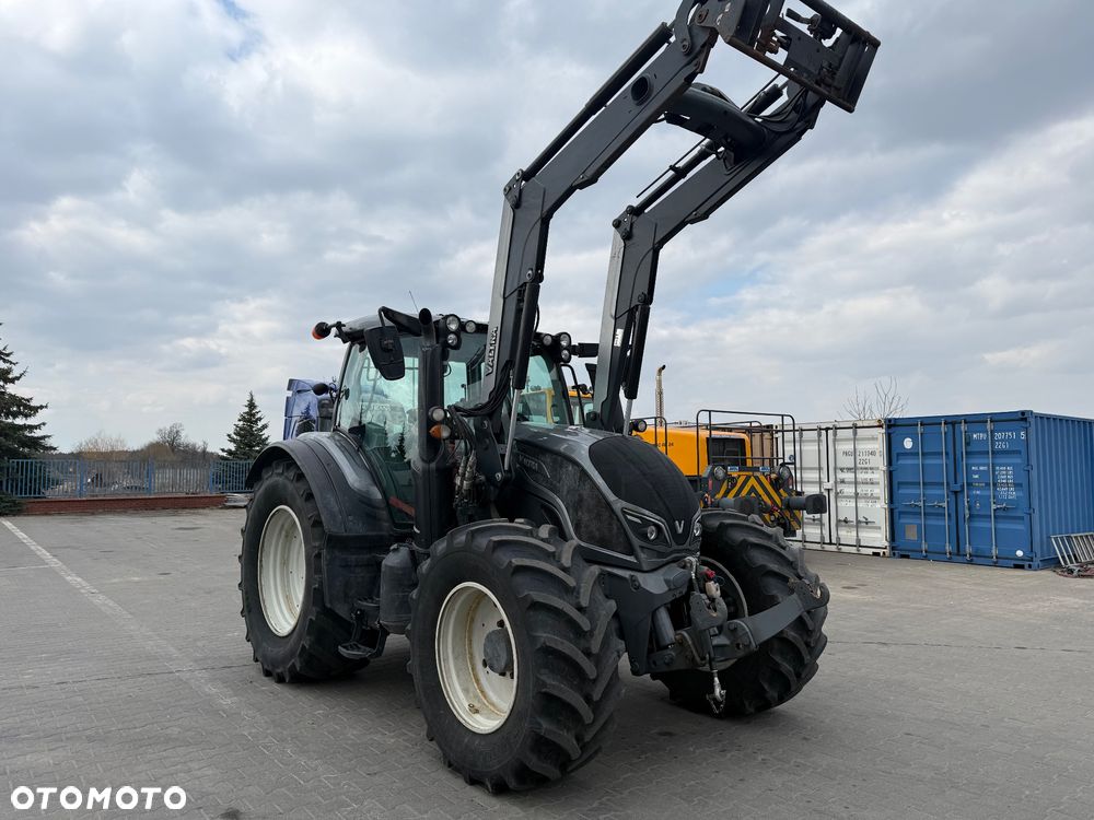 Valtra N174 - 1