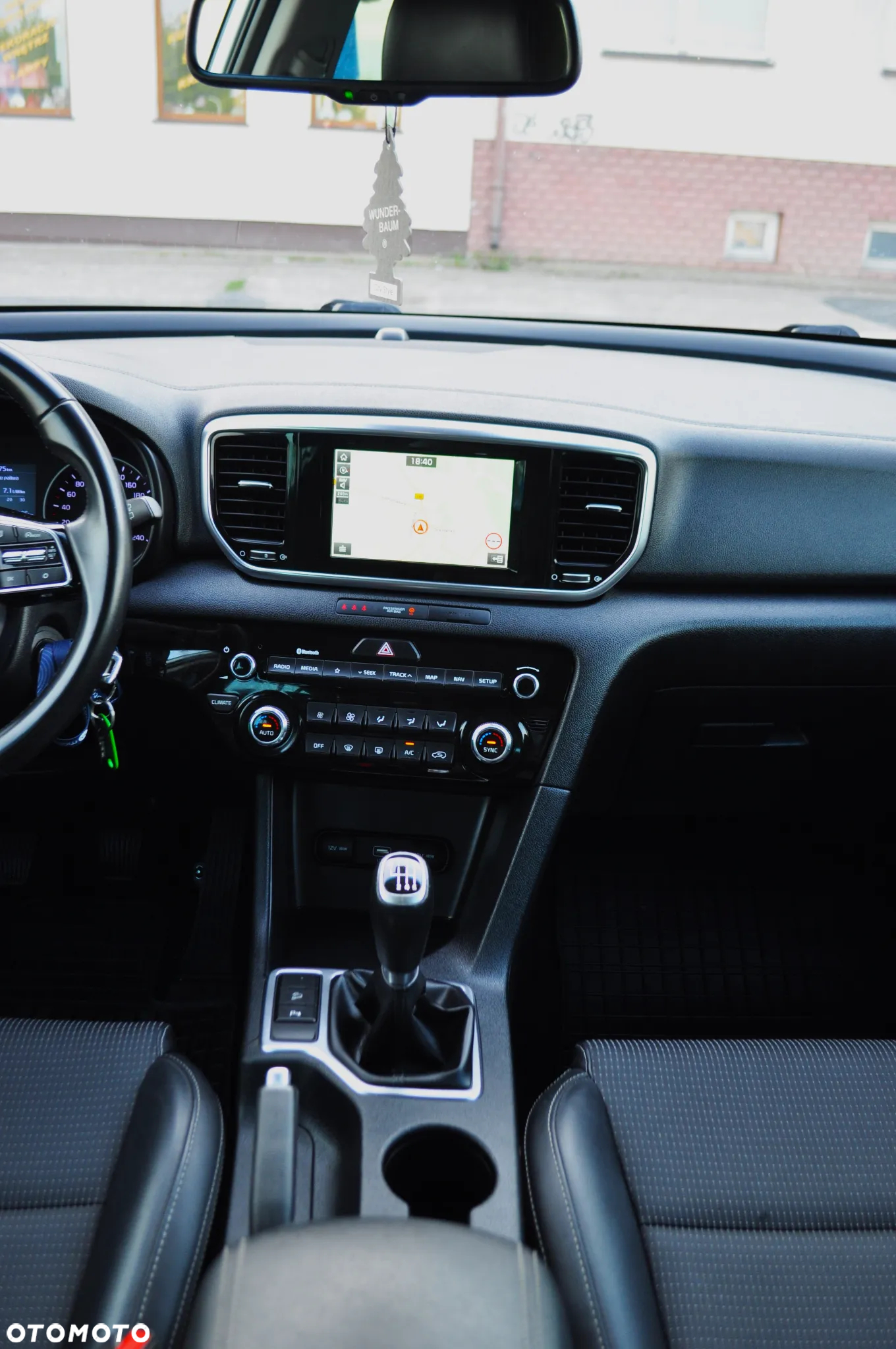 Kia Sportage 1.6 CRDI AWD VISION - 18