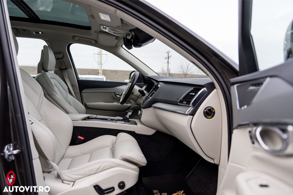 Volvo XC 90 D5 AWD Geartronic Inscription - 16