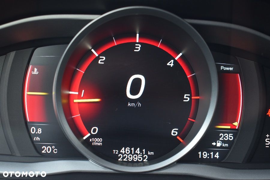 Volvo XC 60 D4 Geartronic Summum - 18