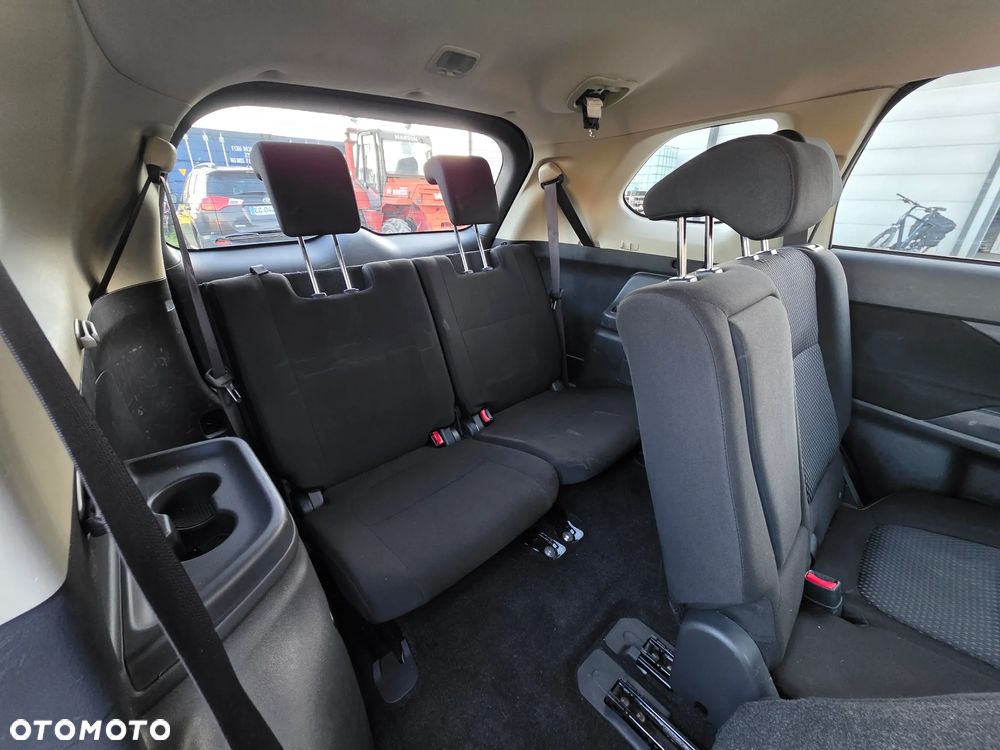 Mitsubishi Outlander - 22