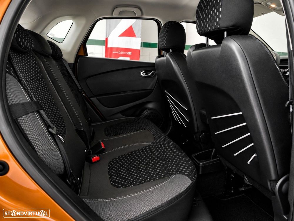 Renault Captur 1.5 dCi Exclusive - 14