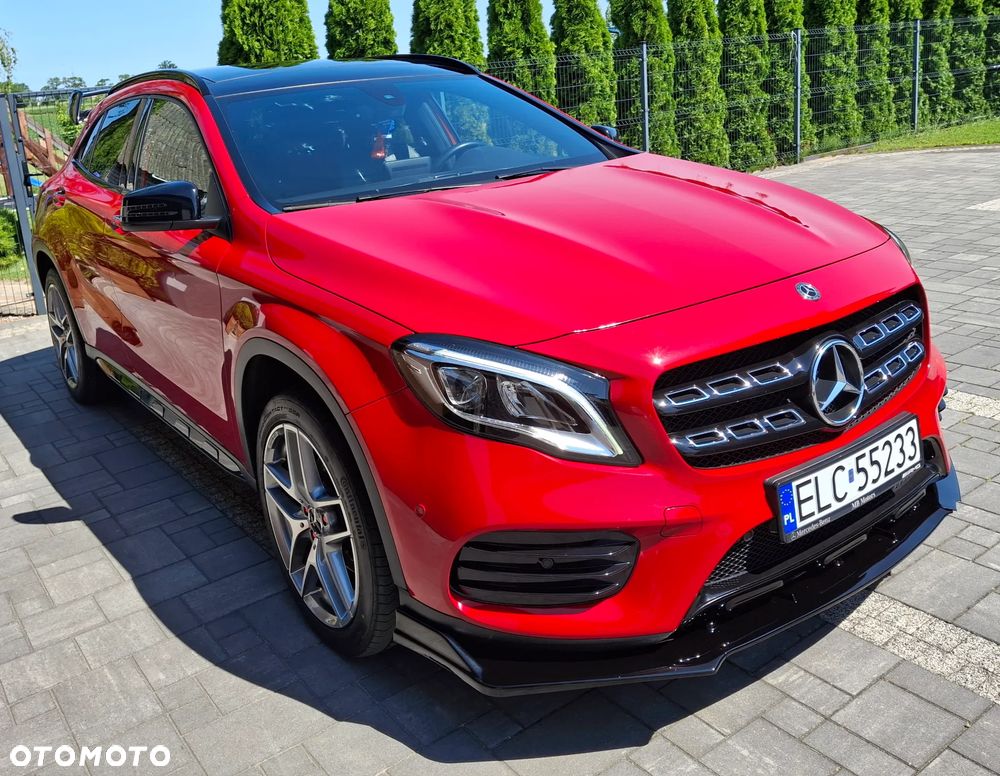 Mercedes-Benz GLA 250 4Matic 7G-DCT AMG Line - 3