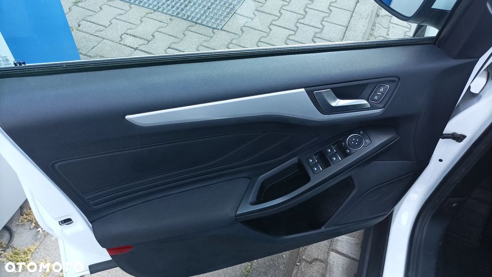 Ford Focus 1.5 EcoBlue Titanium - 15