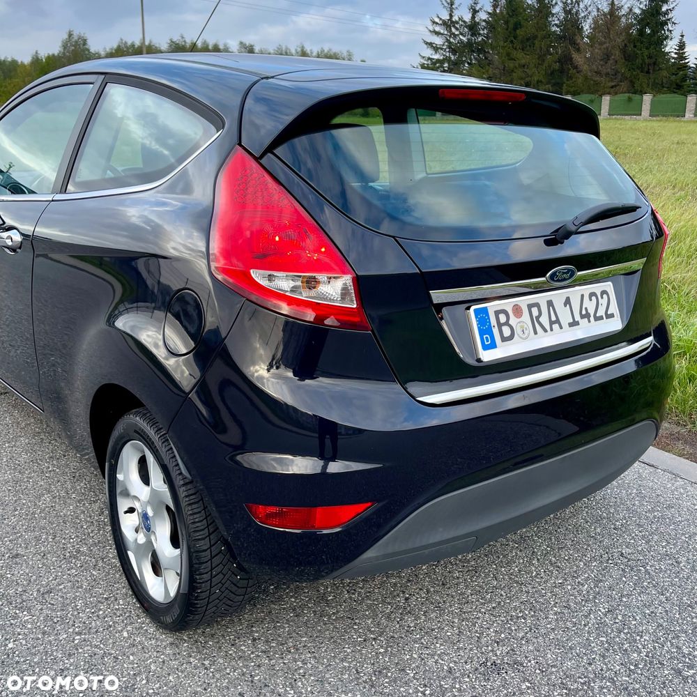 Ford Fiesta 1.25 Ghia - 31