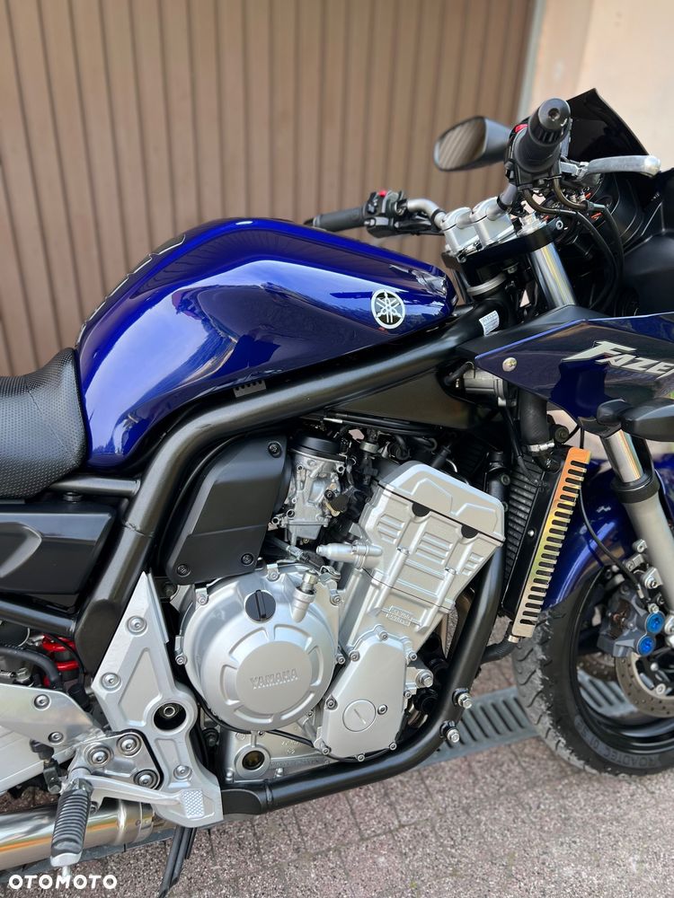 Yamaha FZS - 3