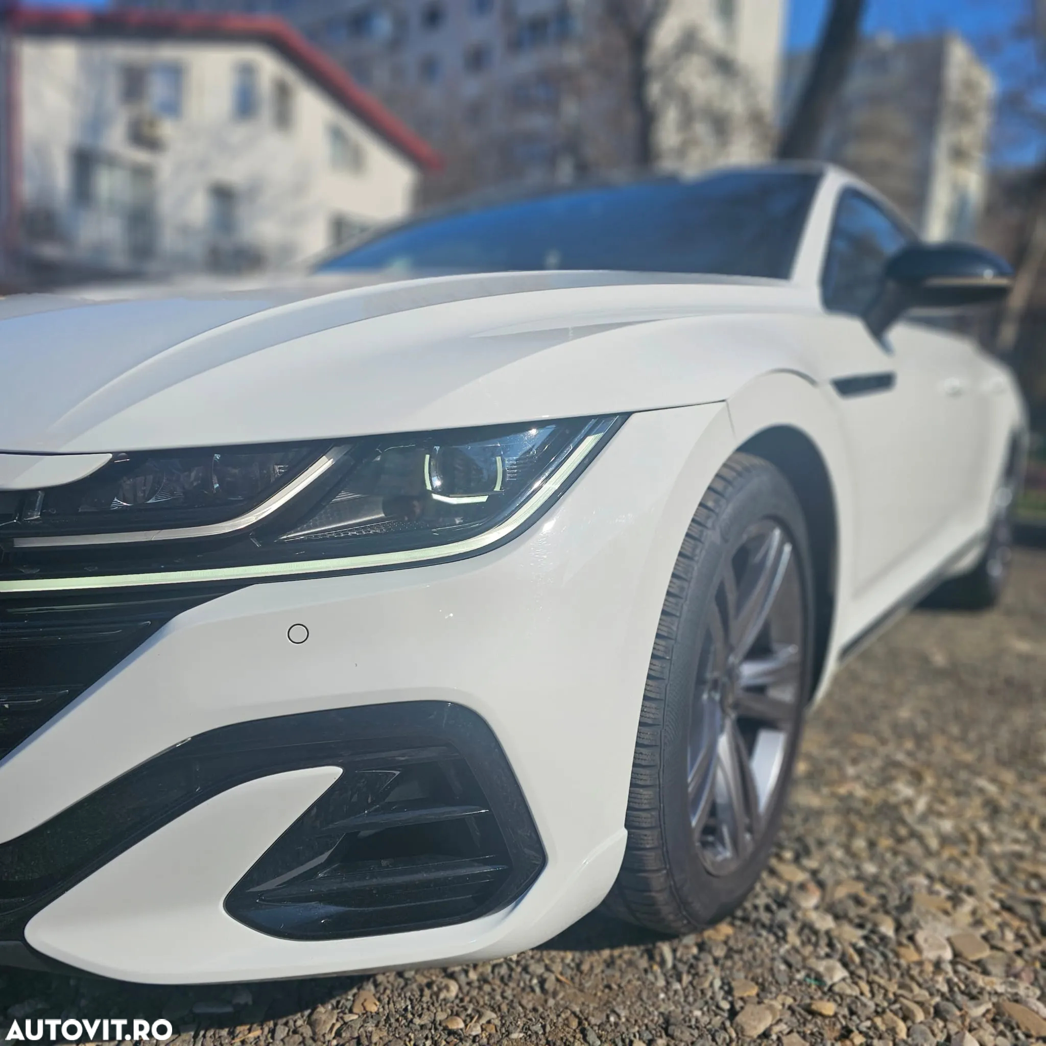 Volkswagen ARTEON 2.0 TDI 4Motion DSG R-Line - 3