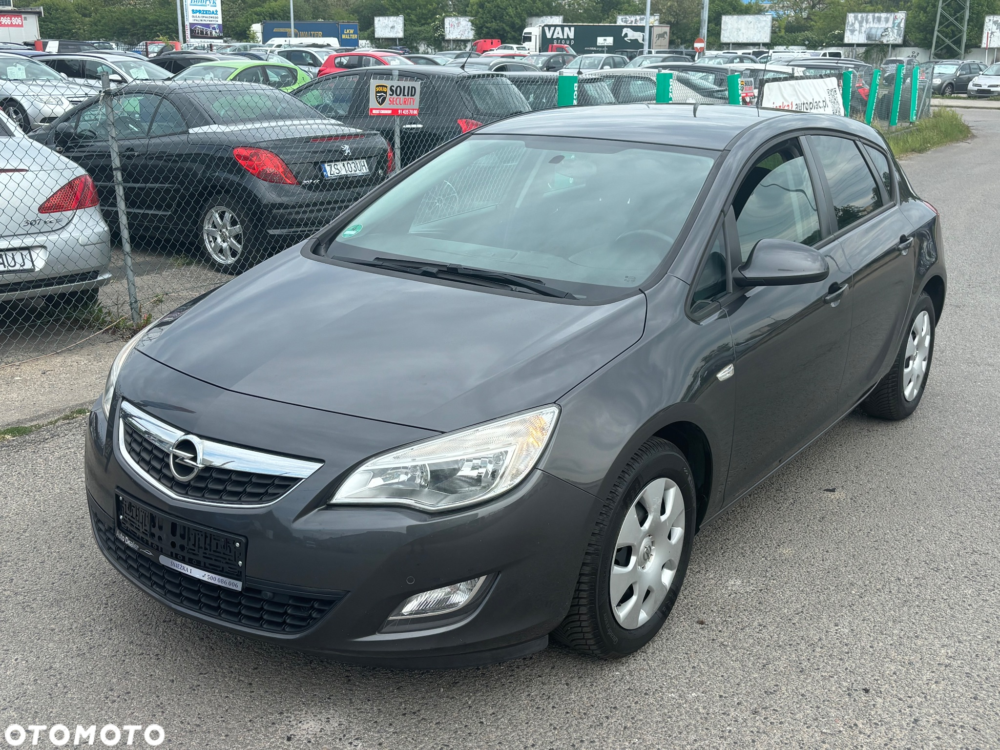 Opel Astra 1.4 Turbo Design Edition - 3
