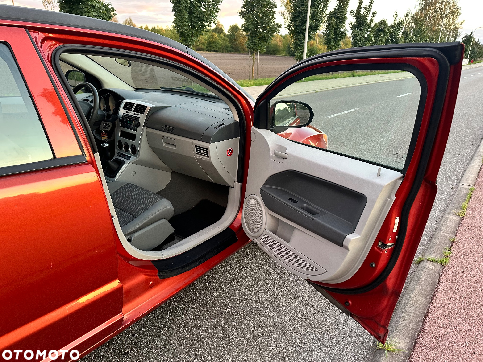 Dodge Caliber 1.8 SE - 17