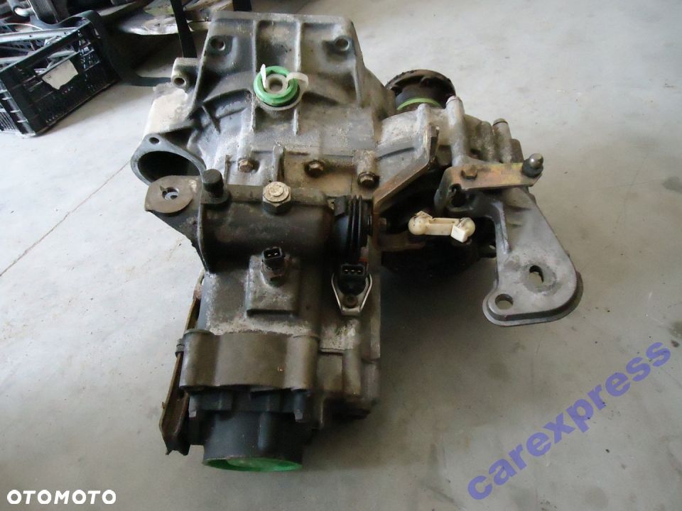SKRZYNIA BIEGÓW VOLKSWAGEN GOLF III 1.9 D 1,9TD ZIELONY TYŁ ZIELONA DUPKA WYBIERAK NA LINKI - 2