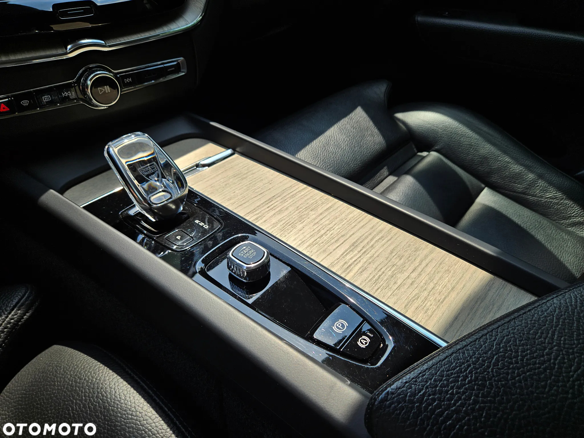 Volvo XC 60 B4 B Inscription - 33