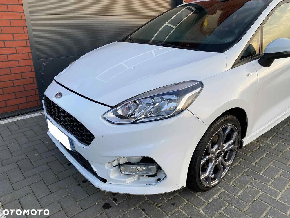 Ford Fiesta 1.5 TDCi S&S ST-LINE - 28