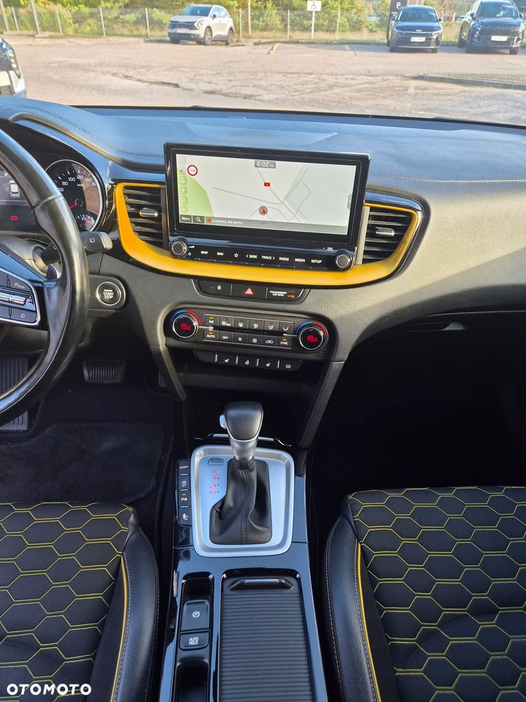 Kia XCeed - 13