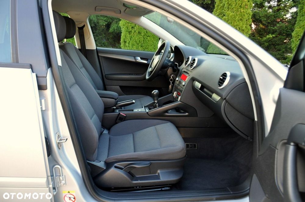 Audi A3 Sportback - 17