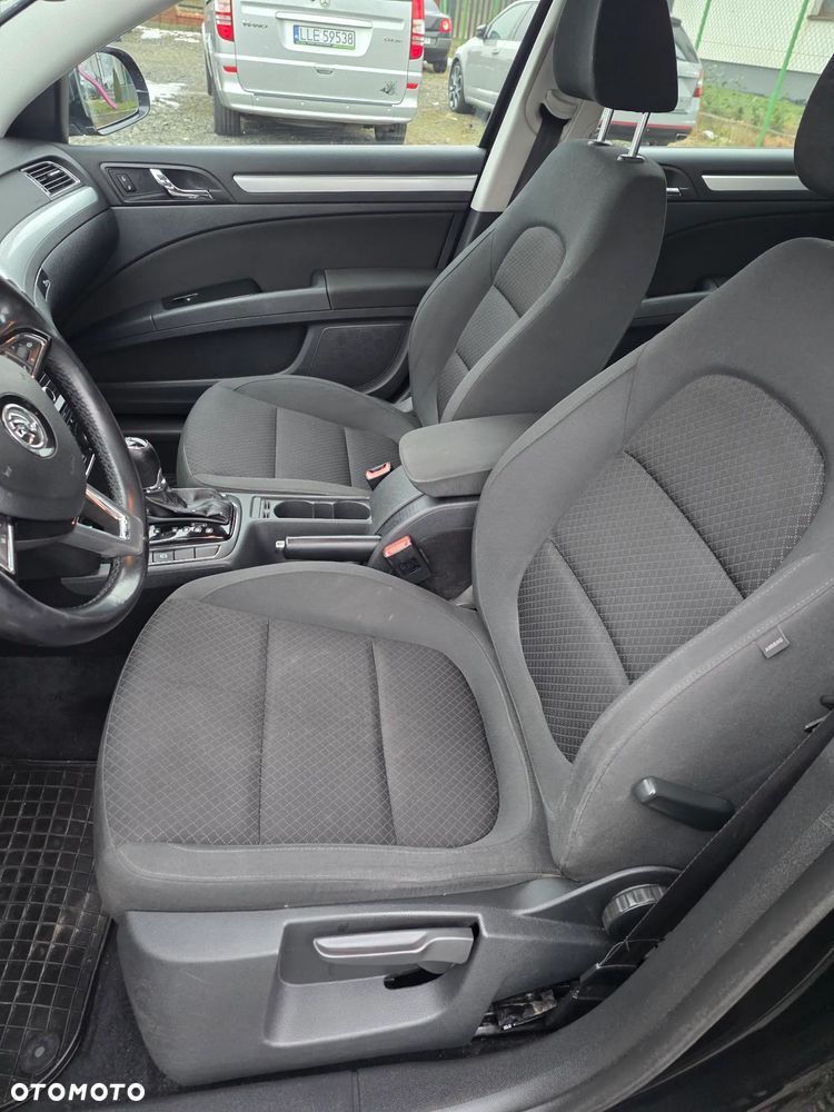 Skoda Superb 2.0 TDI Ambition Outdoor DSG - 28