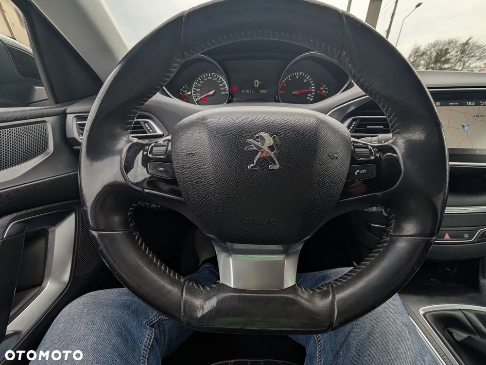 Peugeot 308 e-HDi 115 Stop & Start Access - 26