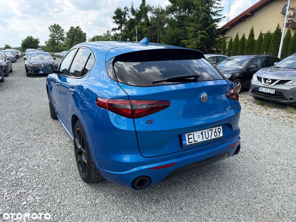 Alfa Romeo Stelvio 2.0 Turbo Veloce Q4 - 4