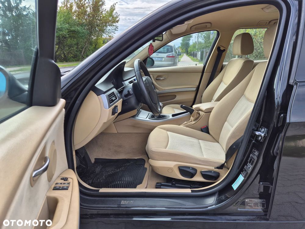 BMW Seria 3 318d - 5