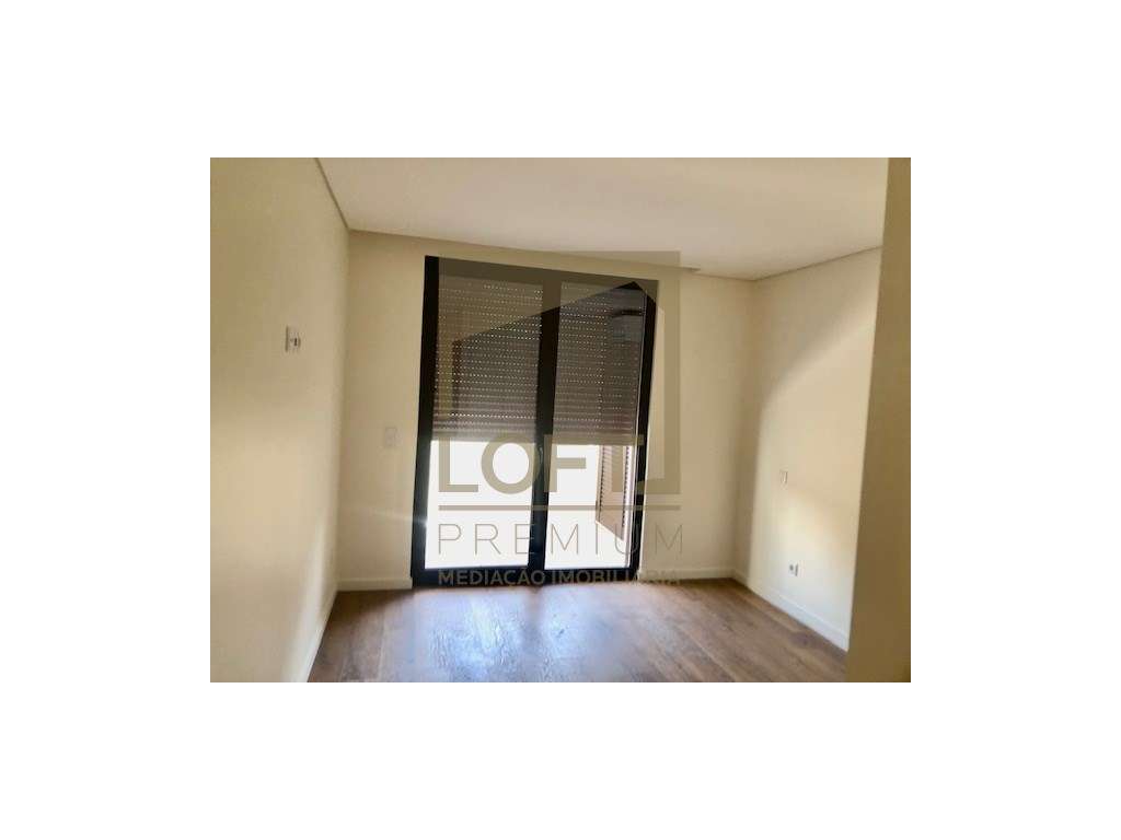 Apartamento T1 na Costa para Arrendar - Grande imagem: 4/18