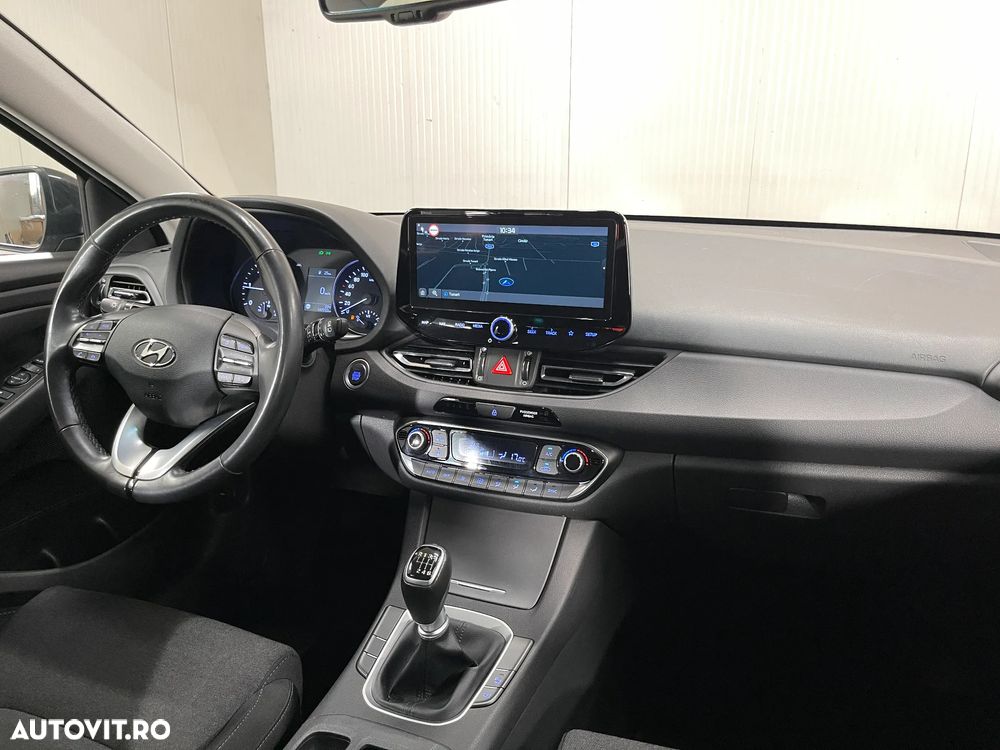Hyundai i30 1.6 CRDI Select - 9