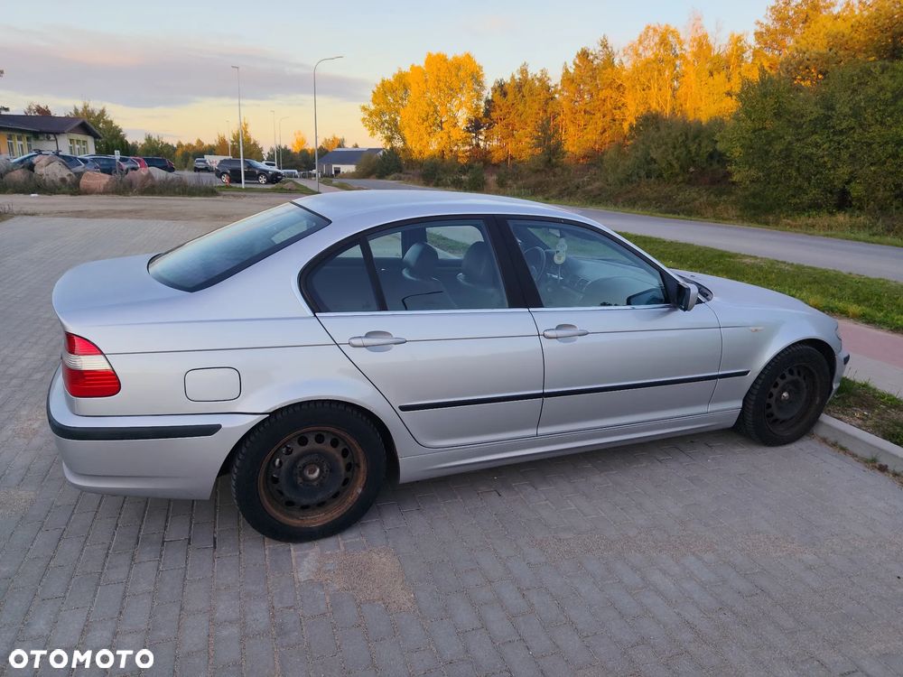 BMW 320I