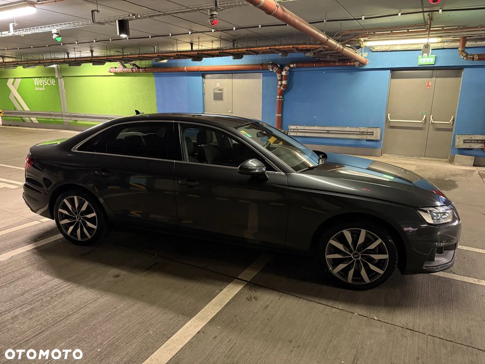 Audi A4 Limousine - 11