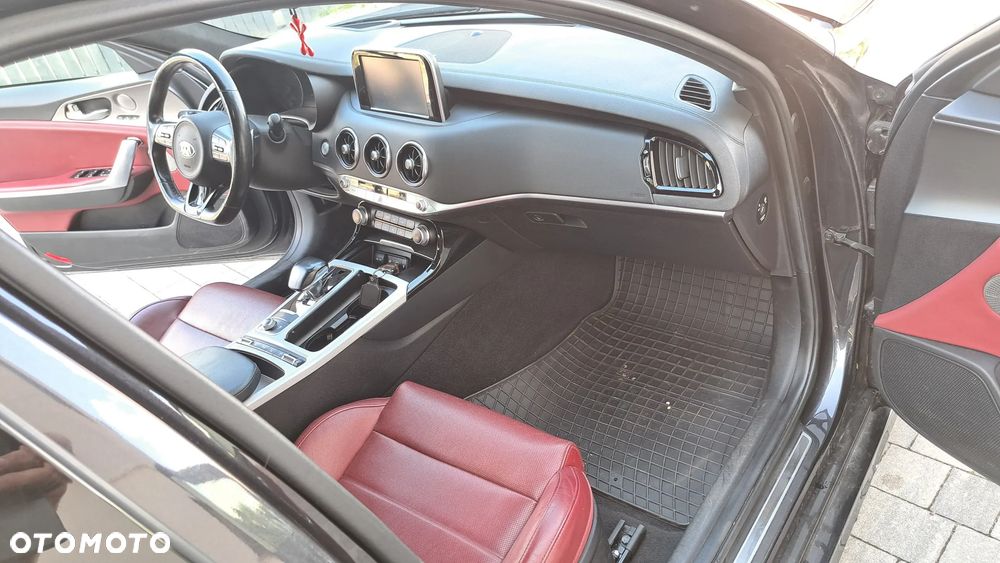 Kia Stinger 2.2 CRDI GT Line AWD - 9