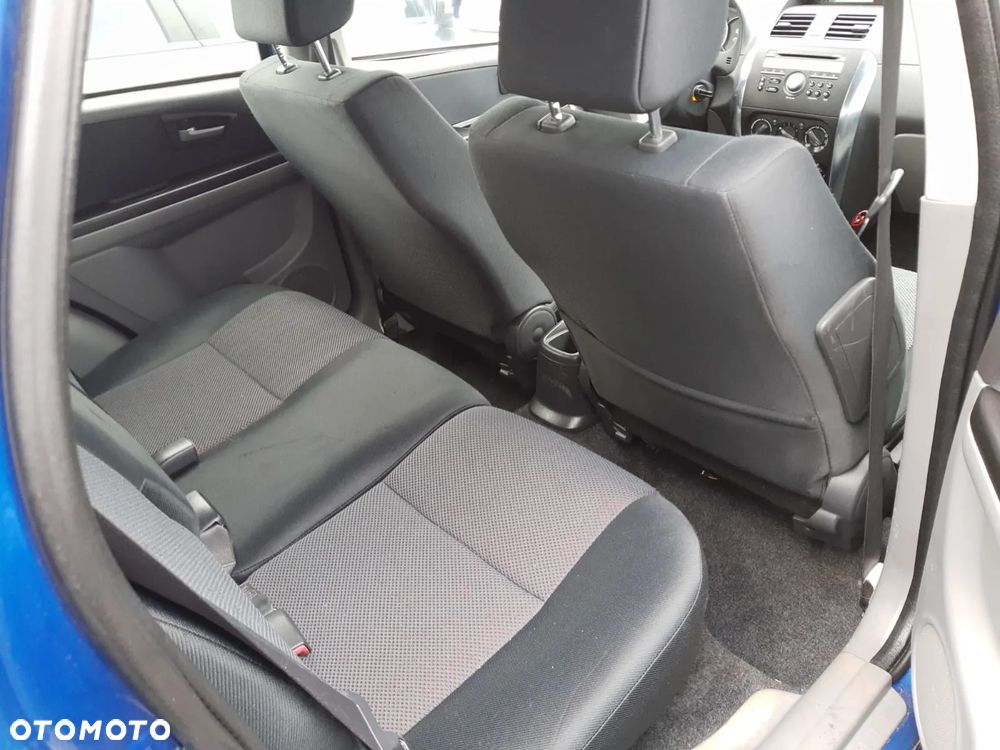 Suzuki SX4 - 3