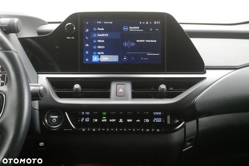 Lexus UX - 10