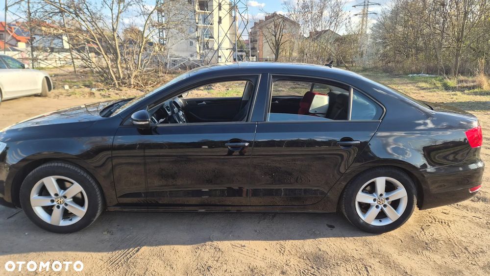 Volkswagen Jetta 1.4 TSI Comfortline - 1