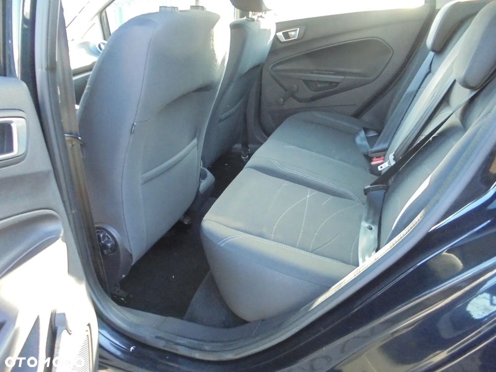 Ford Fiesta 1.25 Ambiente - 9