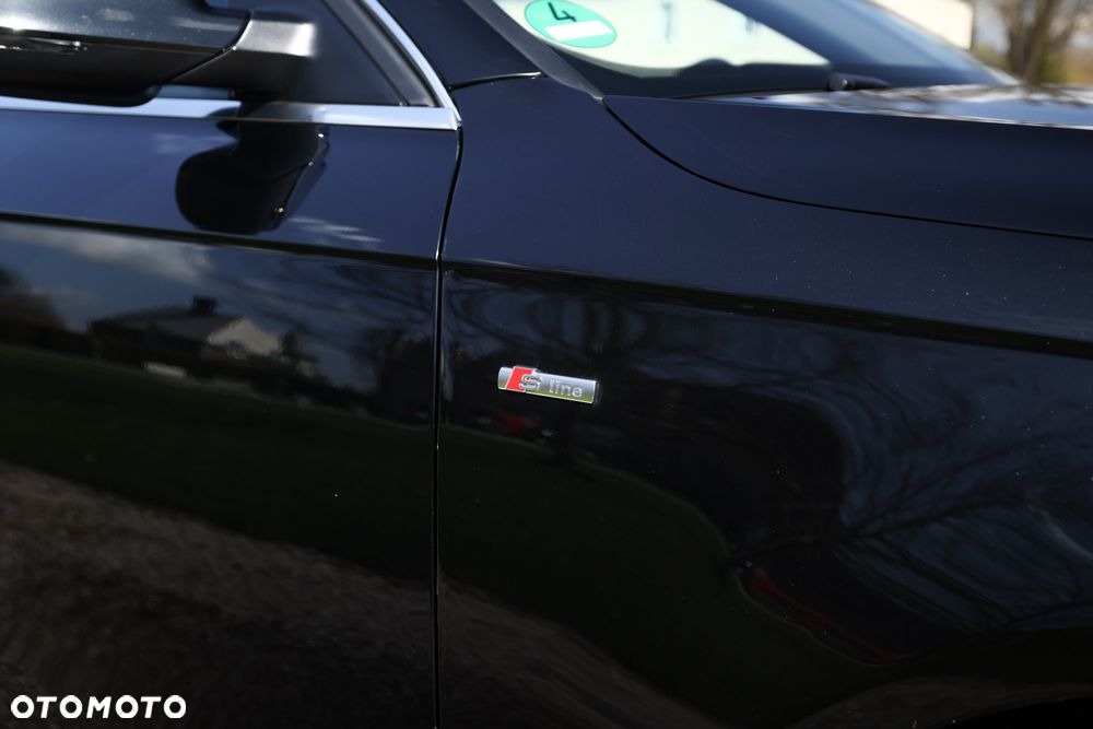 Audi A4 Avant 2.0 TDI DPF clean diesel quattro S tronic S line Sportpaket - 9