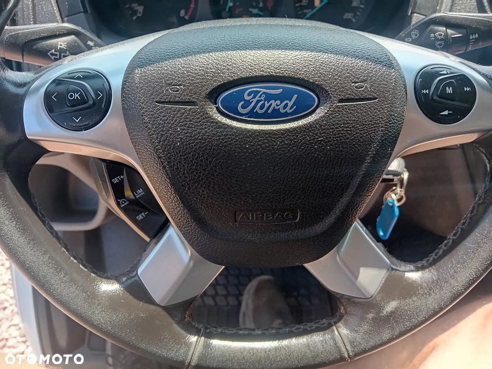 Ford Transit - 26