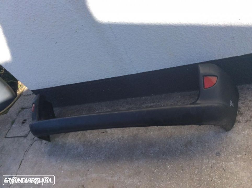 Parachoque renault kango 2001 - 3