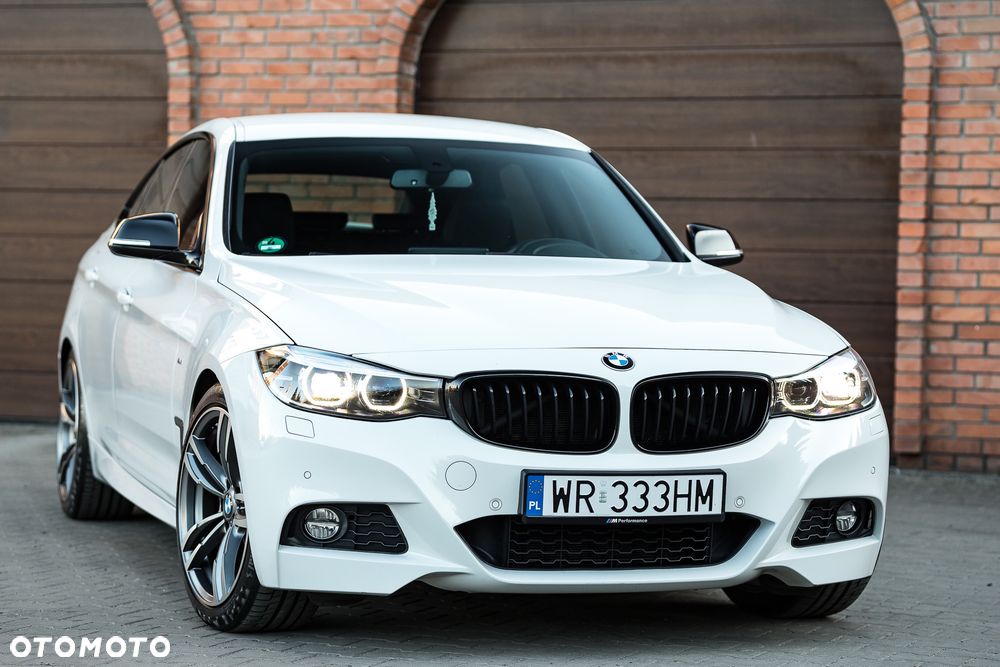 BMW 3GT 330i xDrive M Sport - 1
