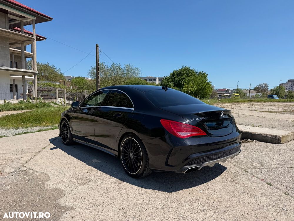 Mercedes-Benz CLA 45 AMG - 4